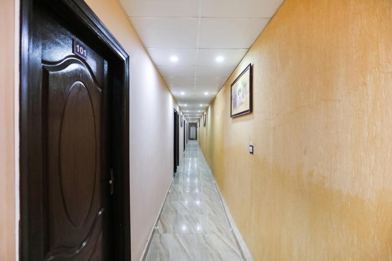Oyo 72993 Hotel The Gold Faridabad Exterior photo